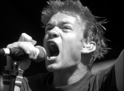 deryck1.jpg